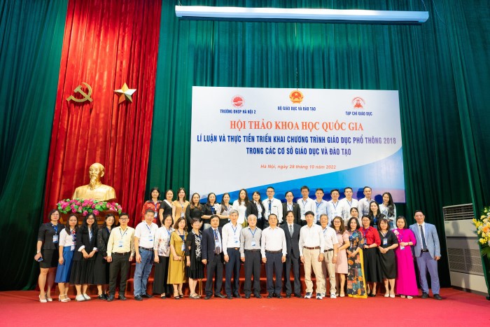 Hội thảo Khoa học Quốc gia: Lí luận và thực tiễn triển khai Chương trình giáo dục phổ thông 2018 trong các cơ sở giáo dục và đào tạo